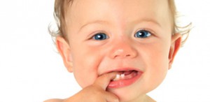 aliviar o desconforto dos primeiros dentes