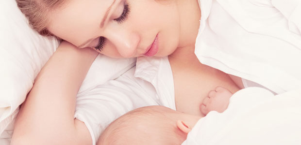 Impacto do leite materno comparado ao das vacinas