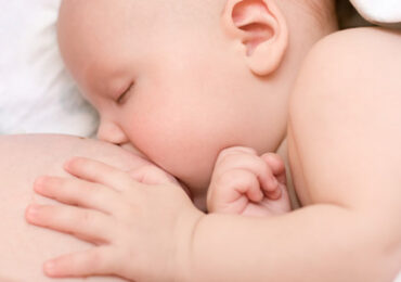 Mitos sobre o leite materno e amamentação
