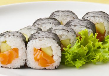 A criança pode comer sushi?